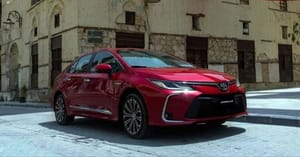 Corolla 2026 vs Elantra/Civic: KSA Sedan Crown