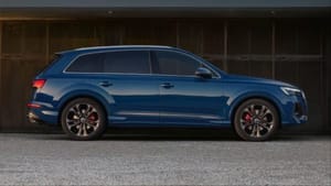 How Does the Audi Q7's Advanced Safety Suite and Quattro System Protect Families on Saudi Roads?