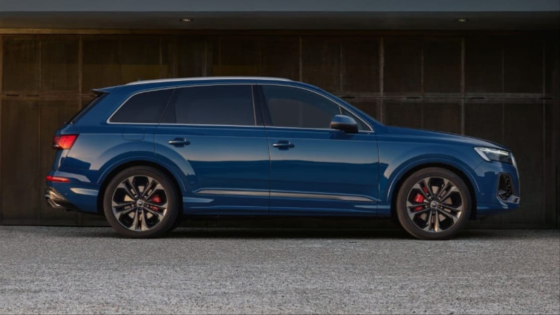 How Does the Audi Q7's Advanced Safety Suite and Quattro System Protect Families on Saudi Roads?